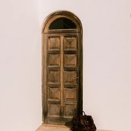Amira فندق مبيت وإفطار